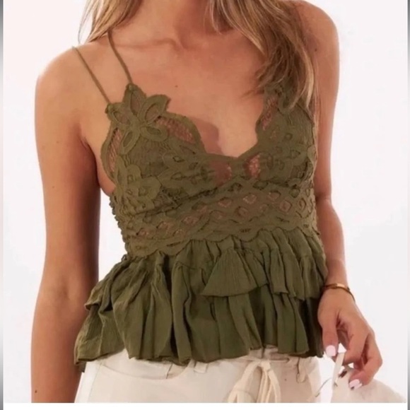 NWT Free People Adella cami in olive sparrow - Picture 2 of 4